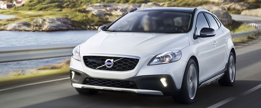 Volvo V40 Cross Country White New Volvo V40 Cross Country White New