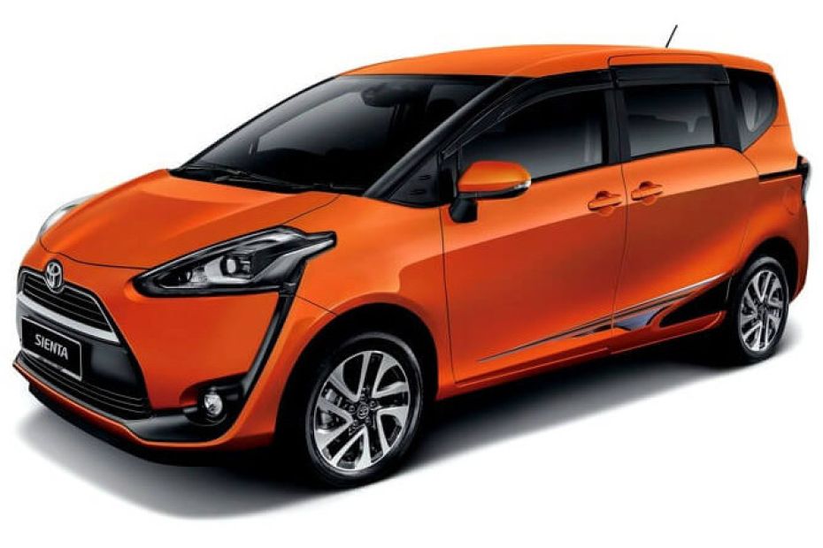 Toyota Sienta Orange Metallic