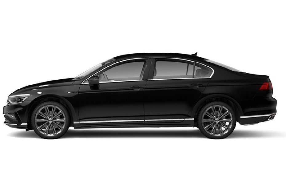 Volkswagen Passat R-Line Deep Black