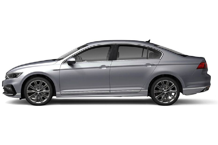 Volkswagen Passat R-Line Scale Silver