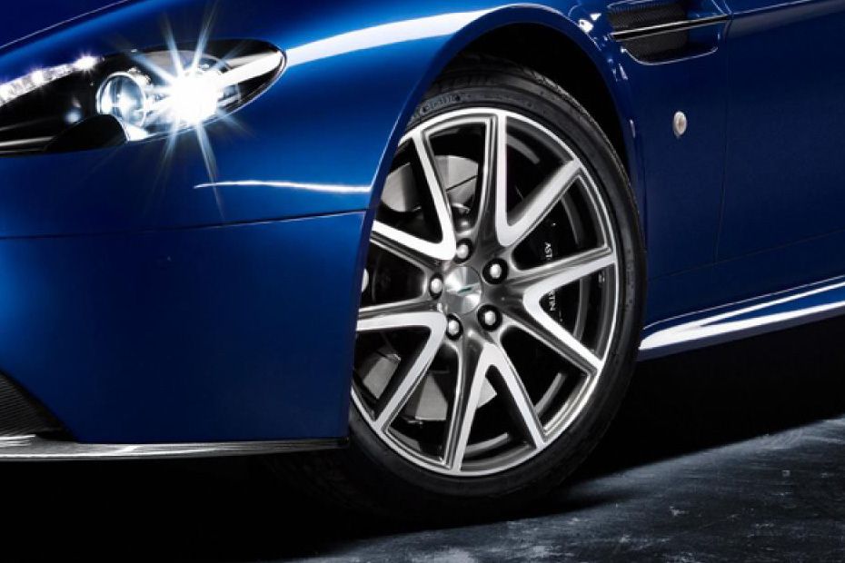 Vantage (2016-2018) Wheel