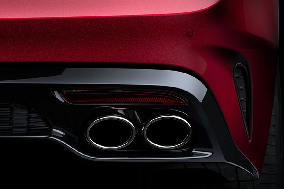 Exhaust Pipe of Kia Stinger