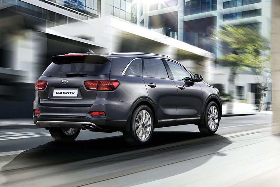 Sorento Rear angle view Sorento Rear angle view