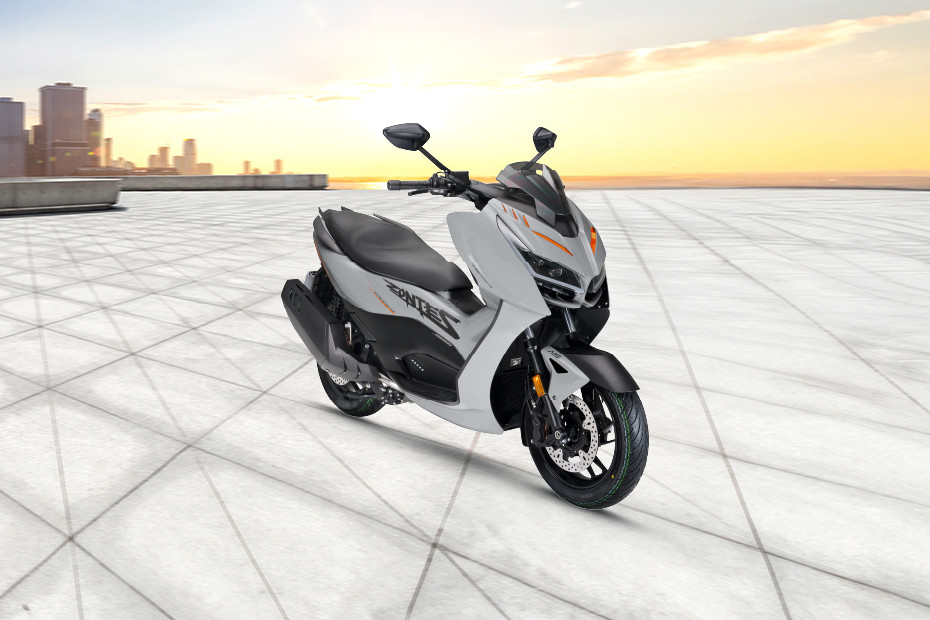 Zontes 368D Slant Rear View Full Image Zontes 368D Slant Rear View Full Image