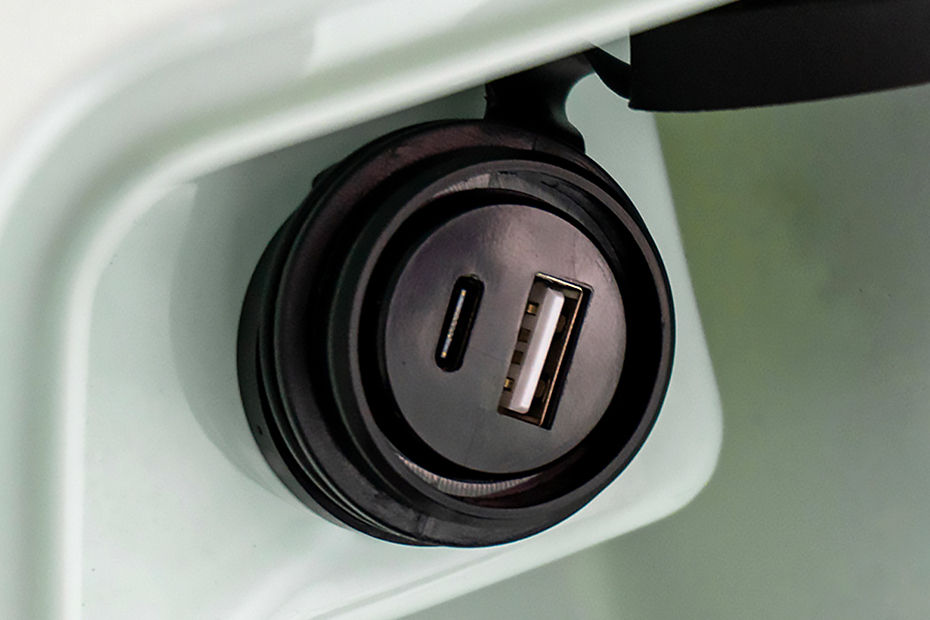 Power outlet Aveta Bellagio 125 Power outlet Aveta Bellagio 125