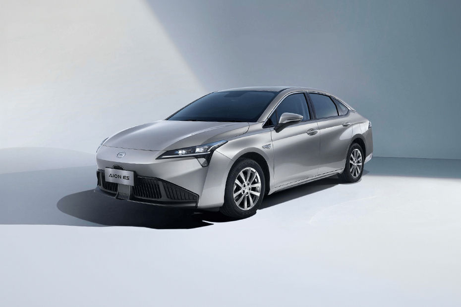 Kereta GAC Aion ES EV 2026 di Malaysia