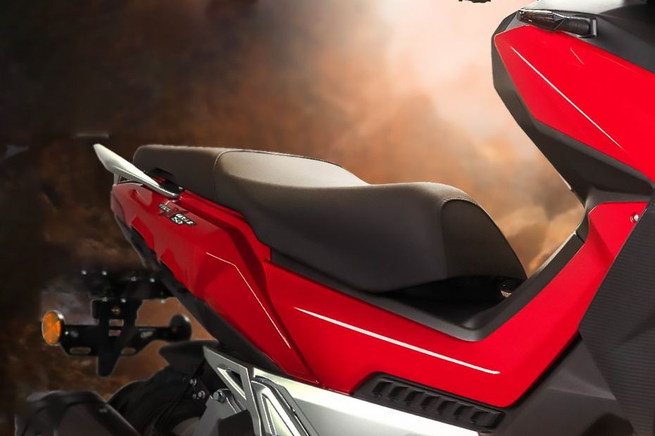 Wmoto Xtreme150i Rider Seat View