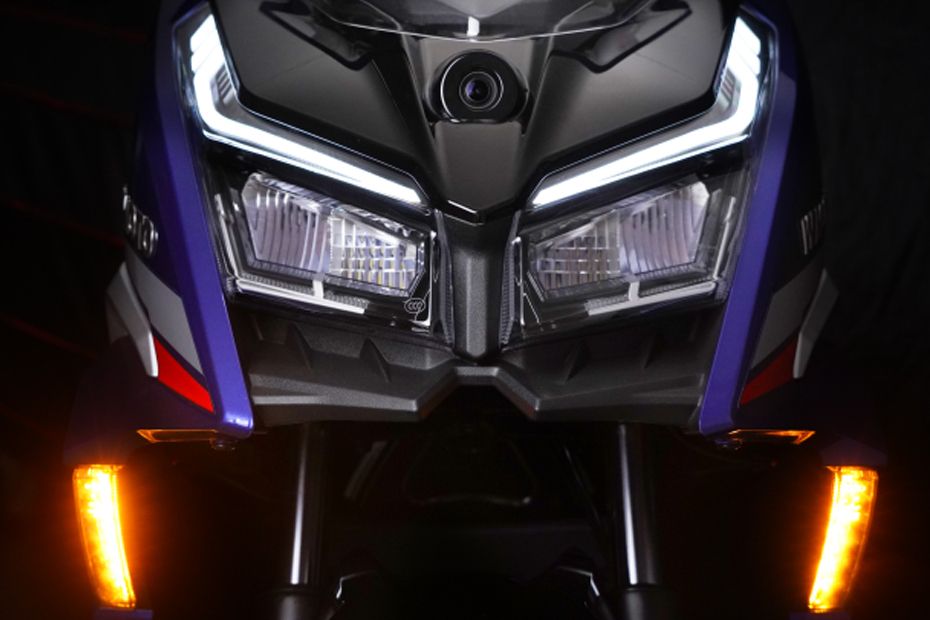 Wmoto RT1 Head Light View