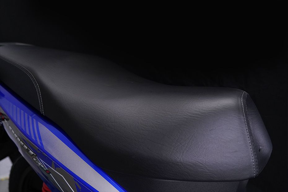 Wmoto SM125i Rider Seat View