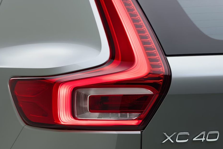 XC40 Tail light