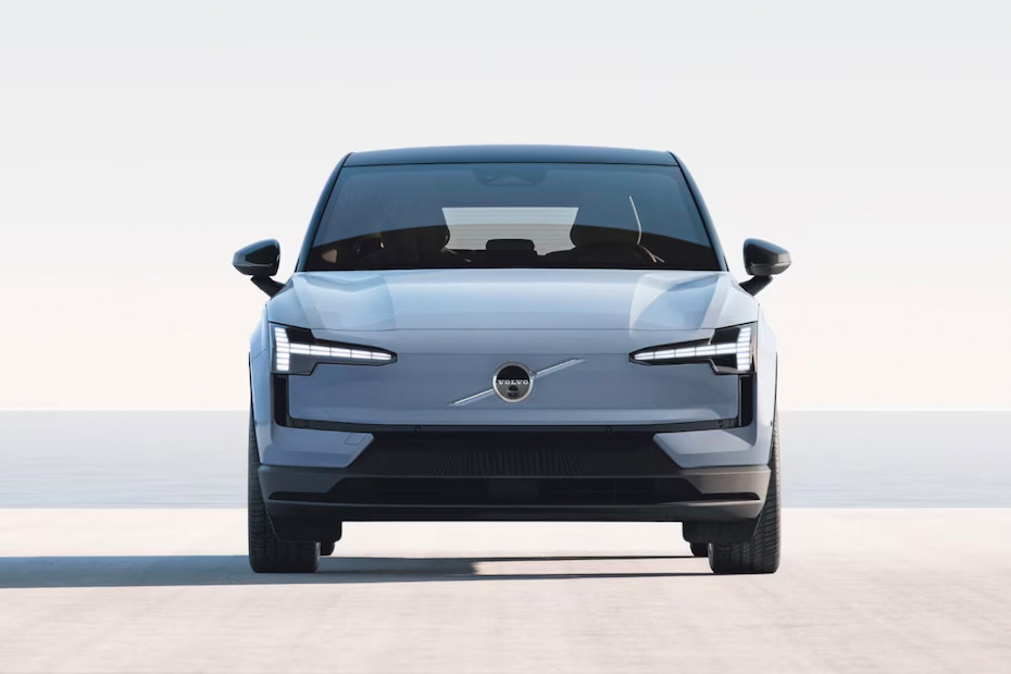 Full Front View of EX30