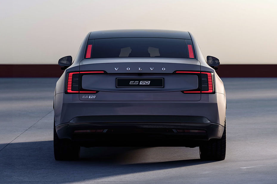 Full Rear View of Volvo ES90