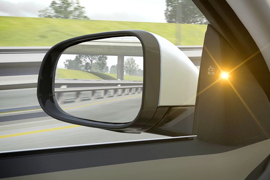 Volvo V40 Drivers Side Mirror Rear Angle