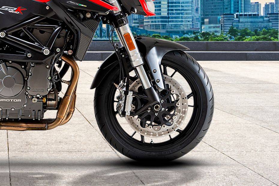 QJ Motor SRK600 Front Tyre View QJ Motor SRK600 Front Tyre View