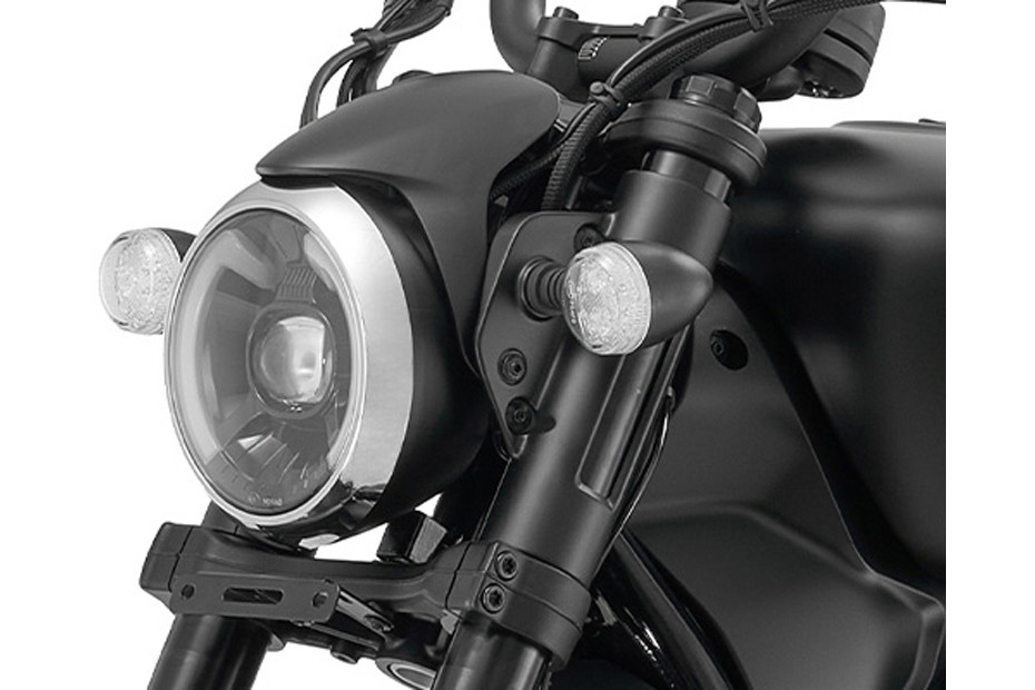 QJ Motor SRV 250 AMT Head Light View