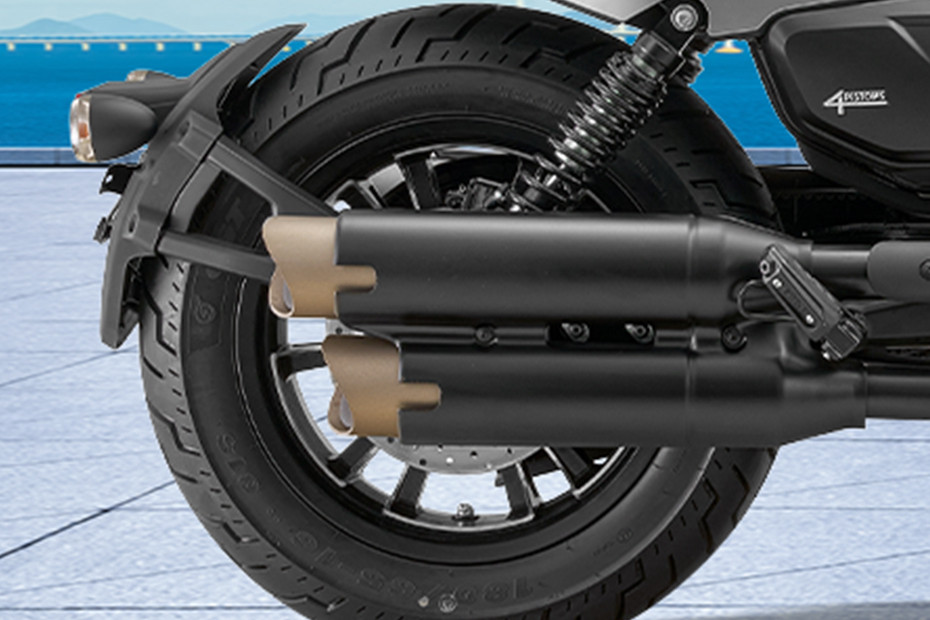 QJ Motor SRV 600V Exhaust View QJ Motor SRV 600V Exhaust View