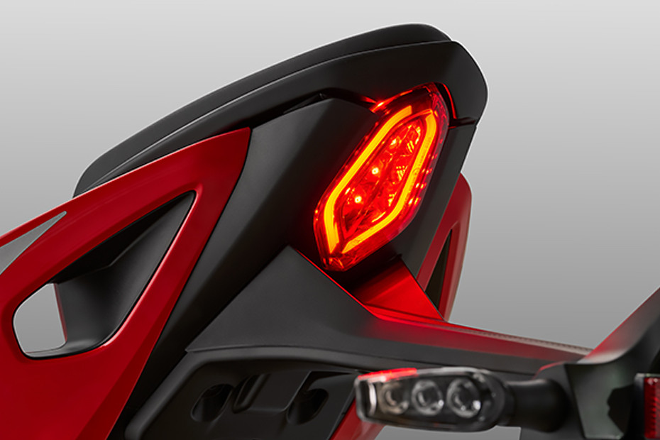 QJ Motor SRK250R Tail Light View QJ Motor SRK250R Tail Light View