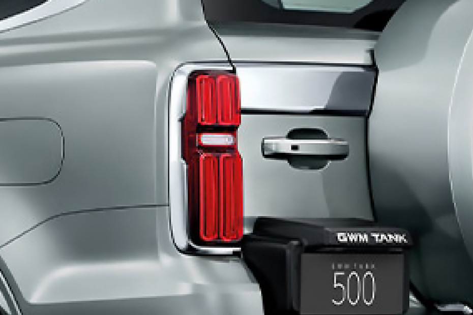 Tank 500 Tail light