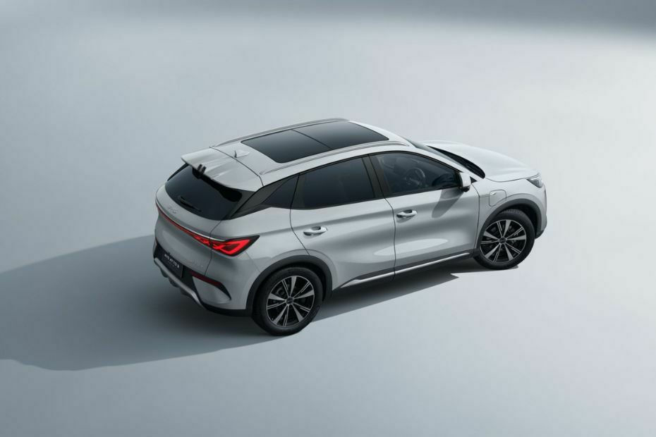 Rear Cross Side View of BYD Atto 3