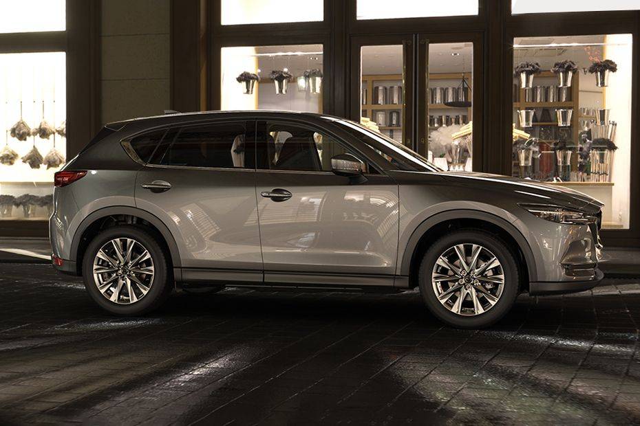 CX-5 Medium Angle Front View CX-5 Medium Angle Front View