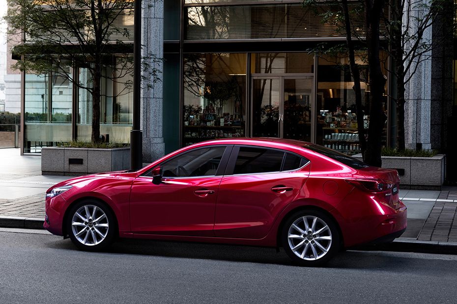 Rear Cross View of Mazda 3 Sedan (2014-2018) Rear Cross View of Mazda 3 Sedan (2014-2018)