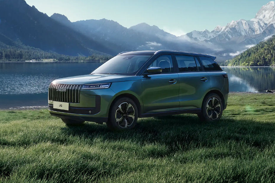 Kereta JAECOO J5 1.5 2026 di Malaysia