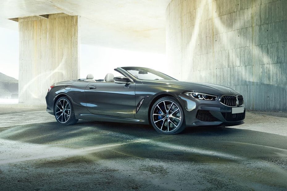 BMW 8 Series Coupe Front Medium View BMW 8 Series Coupe Front Medium View