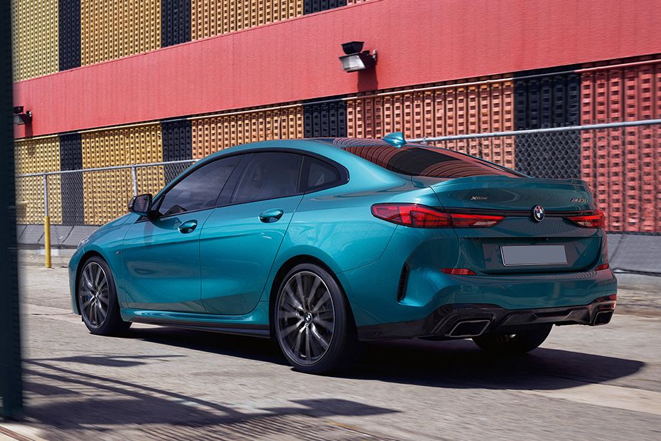 2 Series Gran Coupe Front deep low Angle View 2 Series Gran Coupe Front deep low Angle View