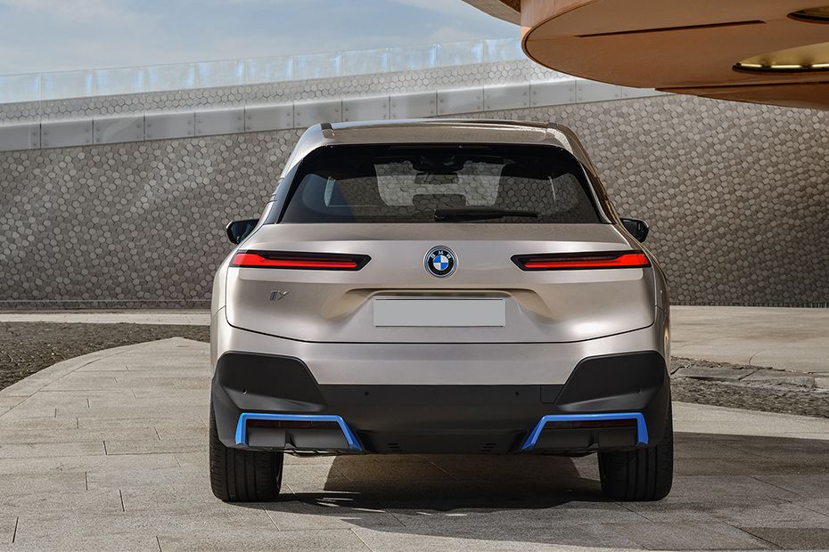 Full Rear View of BMW iX Full Rear View of BMW iX
