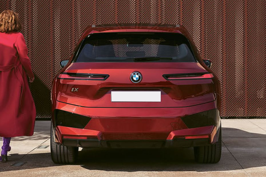 Full Rear View of BMW iX Full Rear View of BMW iX