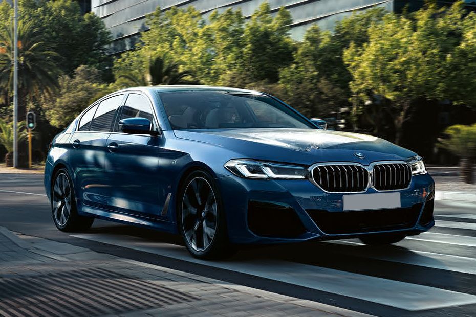 BMW 5 Series Sedan 2021 Front Cross Side View BMW 5 Series Sedan 2021 Front Cross Side View