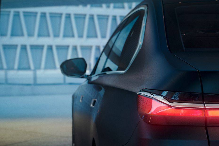 BMW 7 Series Sedan Drivers Side Mirror Rear Angle BMW 7 Series Sedan Drivers Side Mirror Rear Angle