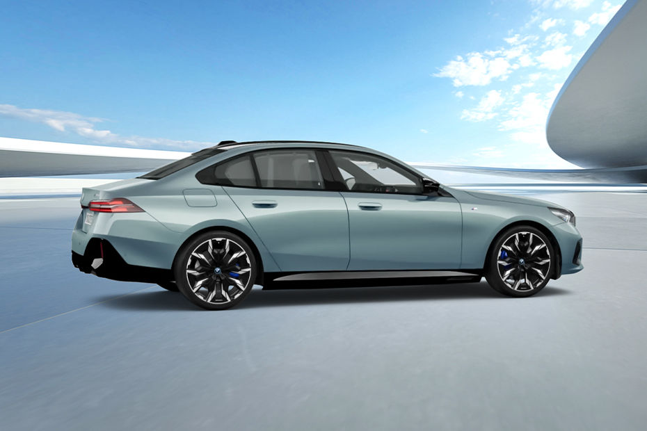 i5 Rear Medium Side View i5 Rear Medium Side View