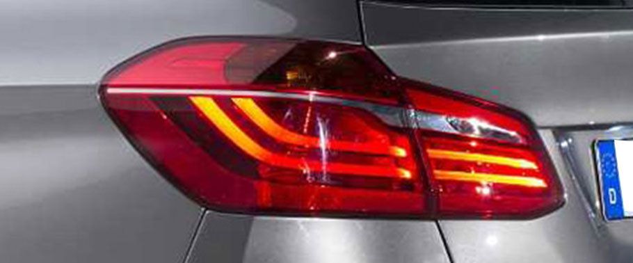 2 series Active Tourer Tail light