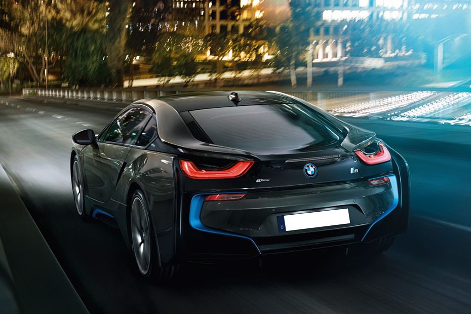 Rear Medium View of BMW i8 (2015-2018) Rear Medium View of BMW i8 (2015-2018)