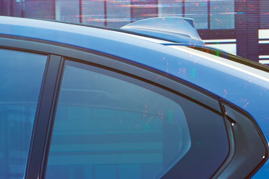 3 Series Sedan Roof Antenna 3 Series Sedan Roof Antenna
