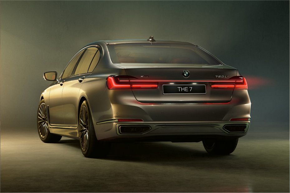 Rear Medium View of BMW 7 Series Sedan Rear Medium View of BMW 7 Series Sedan