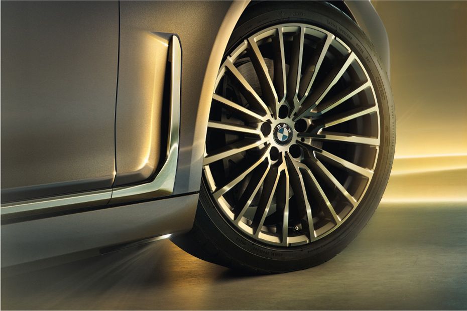 7 Series Sedan Wheel 7 Series Sedan Wheel