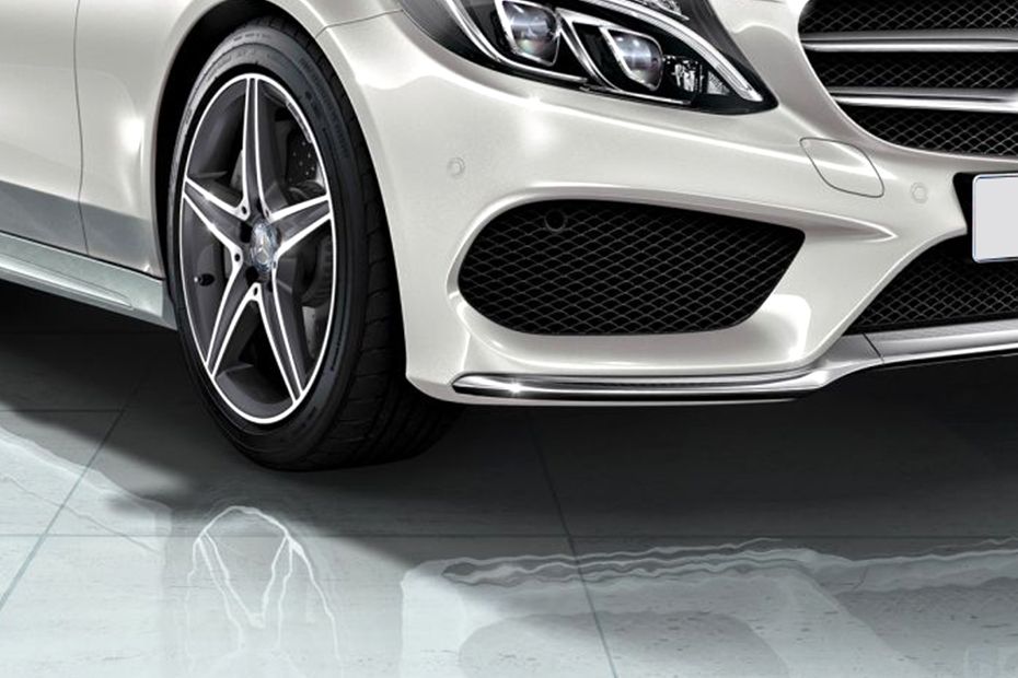 C-Class Saloon (2016-2018) Front Fog Lamp