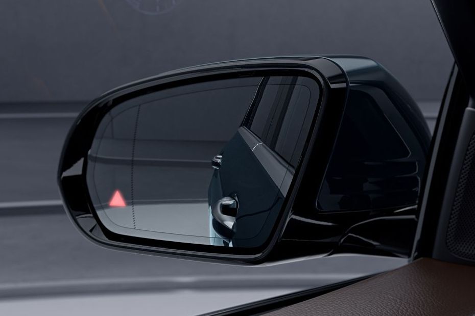 Mercedes Benz CLS-Class Coupe Drivers Side Mirror Rear Angle Mercedes Benz CLS-Class Coupe Drivers Side Mirror Rear Angle