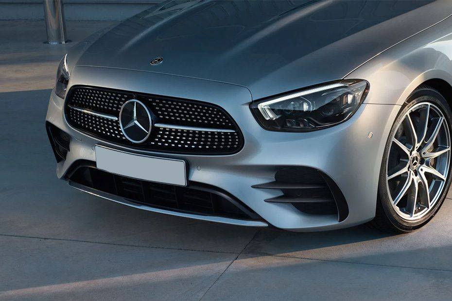 E-Class Saloon Grille View E-Class Saloon Grille View