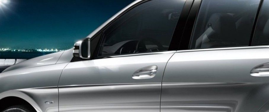 Mercedes Benz M-Class Drivers Side Mirror Rear Angle Mercedes Benz M-Class Drivers Side Mirror Rear Angle