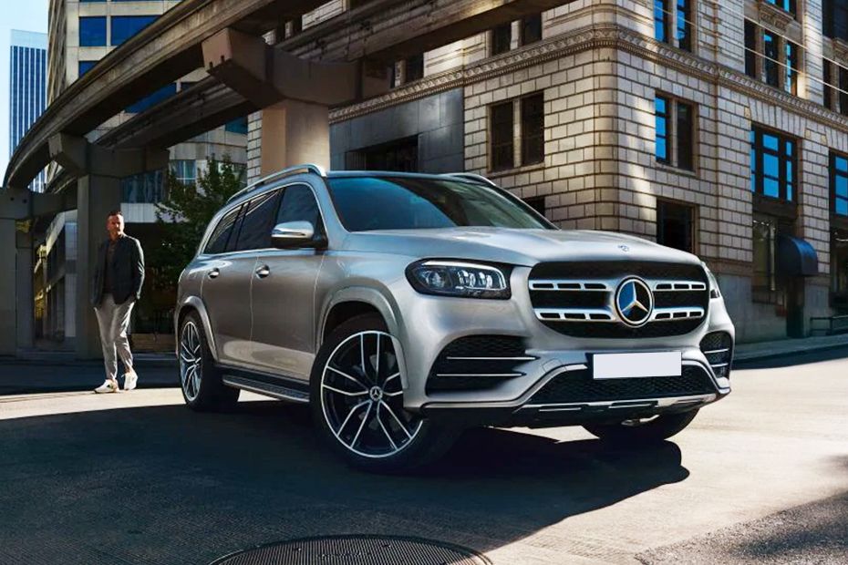 Mercedes Benz GLS-Class Front Cross Side View Mercedes Benz GLS-Class Front Cross Side View