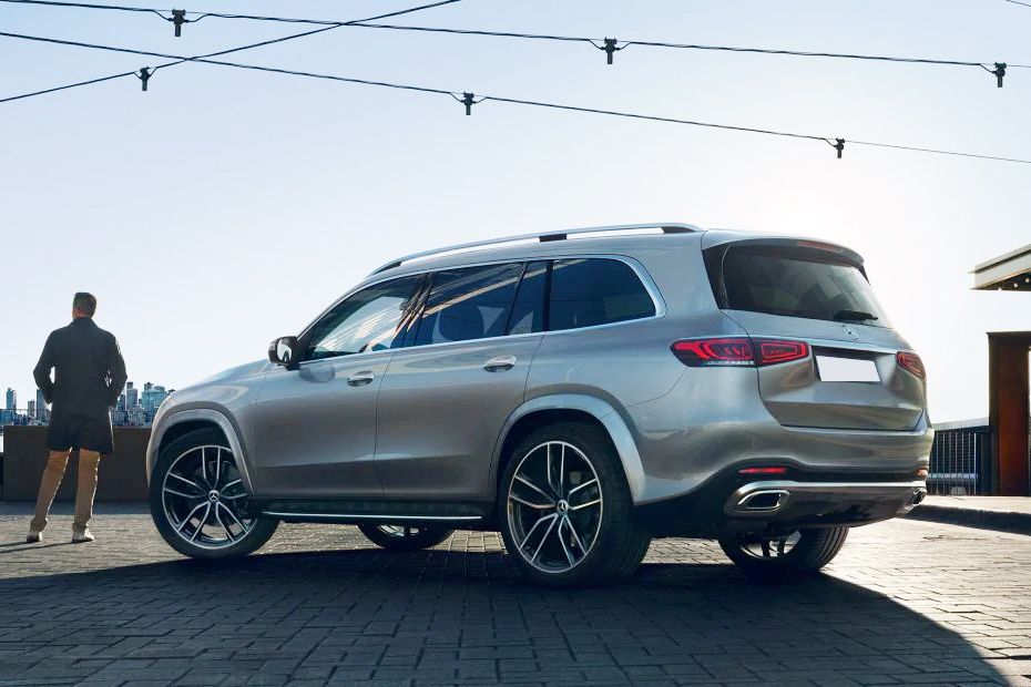 Rear Cross Side View of Mercedes Benz GLS-Class Rear Cross Side View of Mercedes Benz GLS-Class