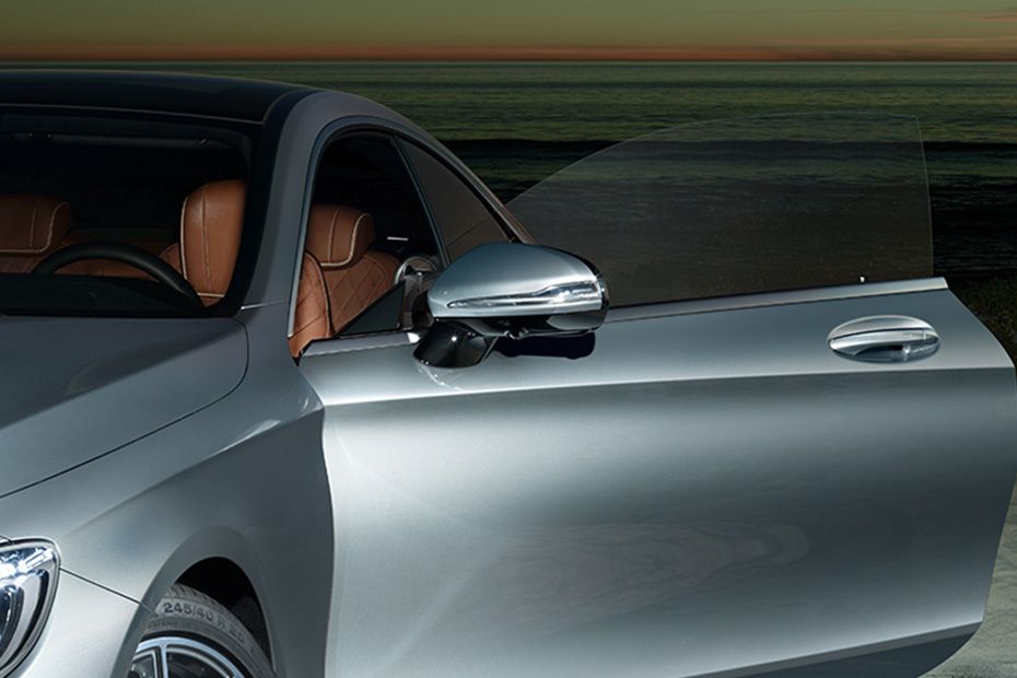 Mercedes Benz S-Class Coupe Drivers Side Mirror Front Angle