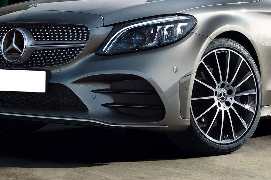 C-Class Saloon Front Fog Lamp C-Class Saloon Front Fog Lamp