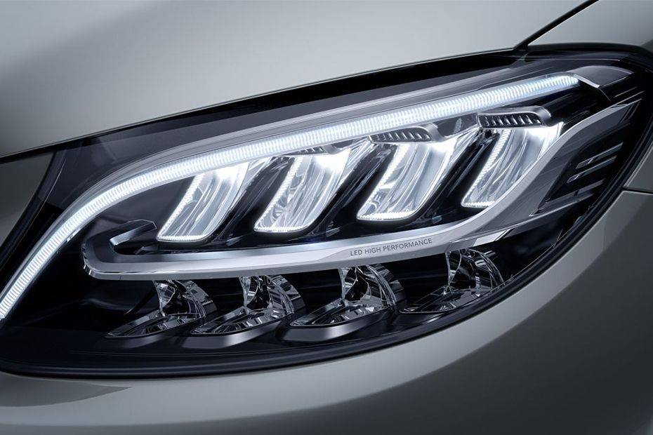 C-Class Saloon Headlight C-Class Saloon Headlight