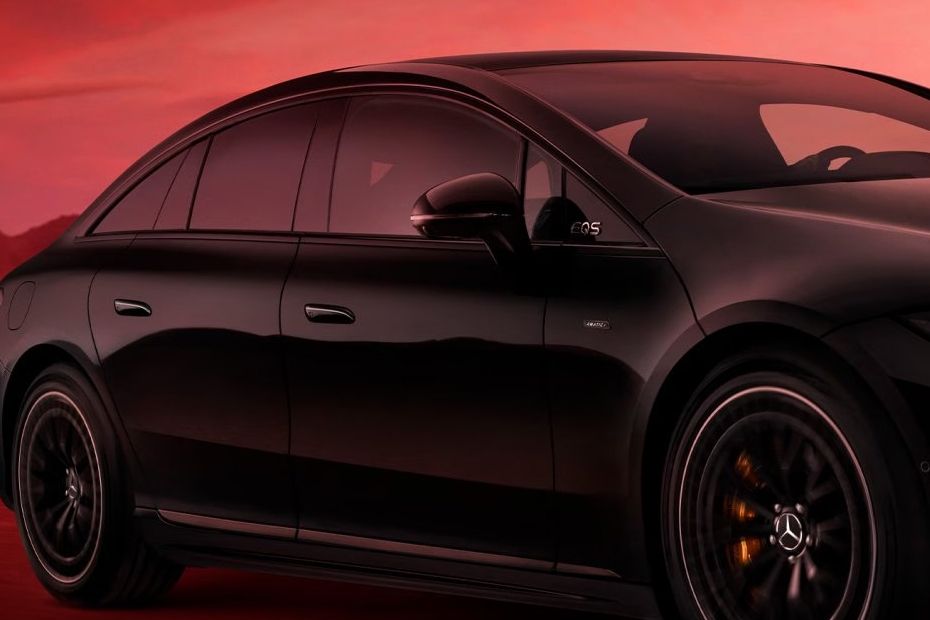 Mercedes Benz EQS Drivers Side Mirror Front Angle