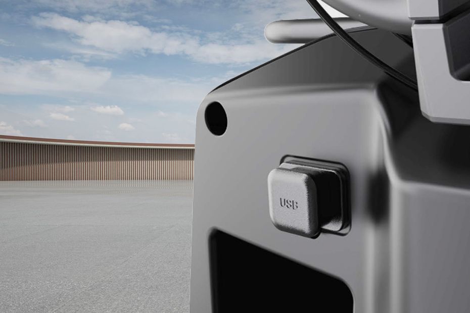 Power outlet VMOTO CPX Pro