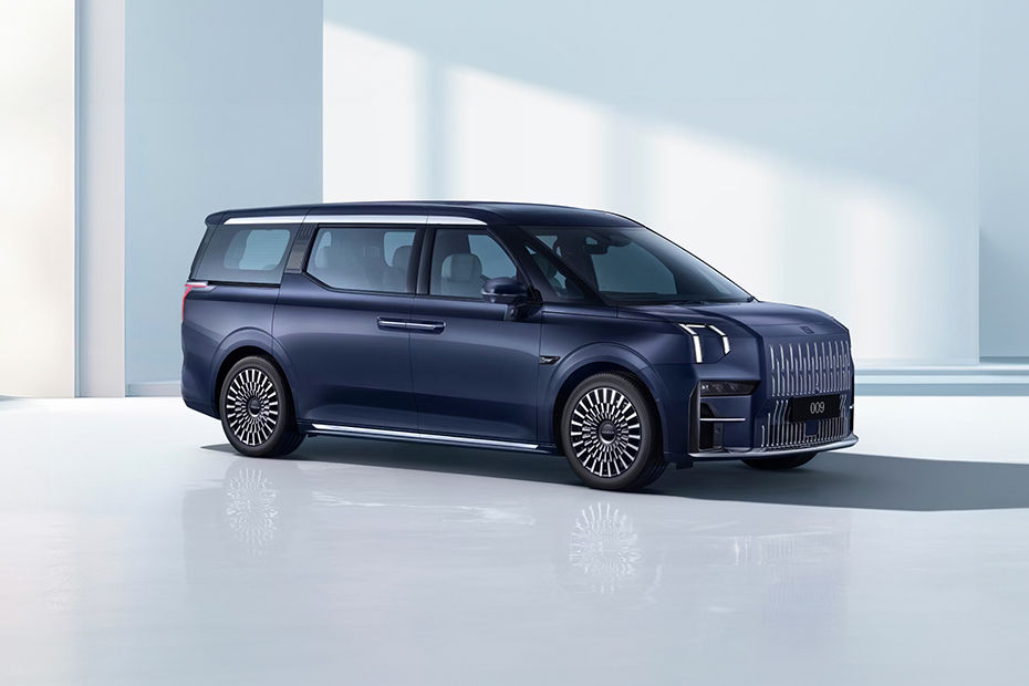 Kereta ZEEKR 009 Executive 2026 di Malaysia